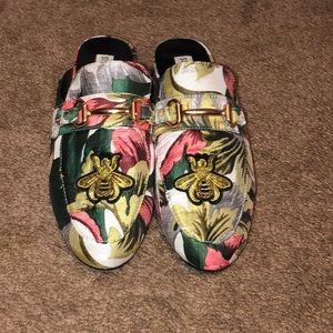 Steven madden slides size 8.5
